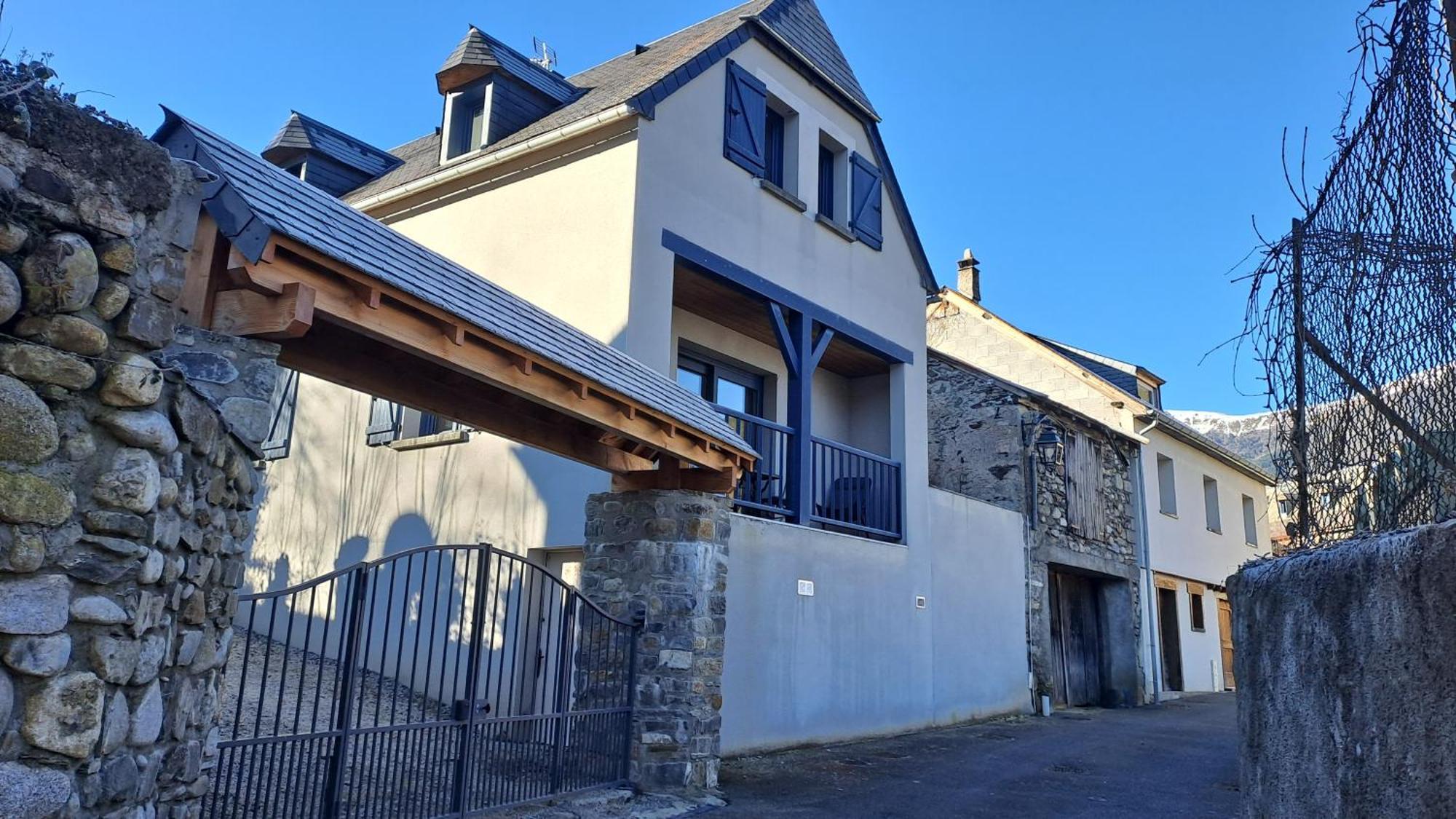 Le Balcon Face A L'Aspin Villa Аро Екстериор снимка